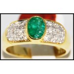 Stunning 18K Yellow Gold Diamond Emerald Solitaire Ring [R0109]
